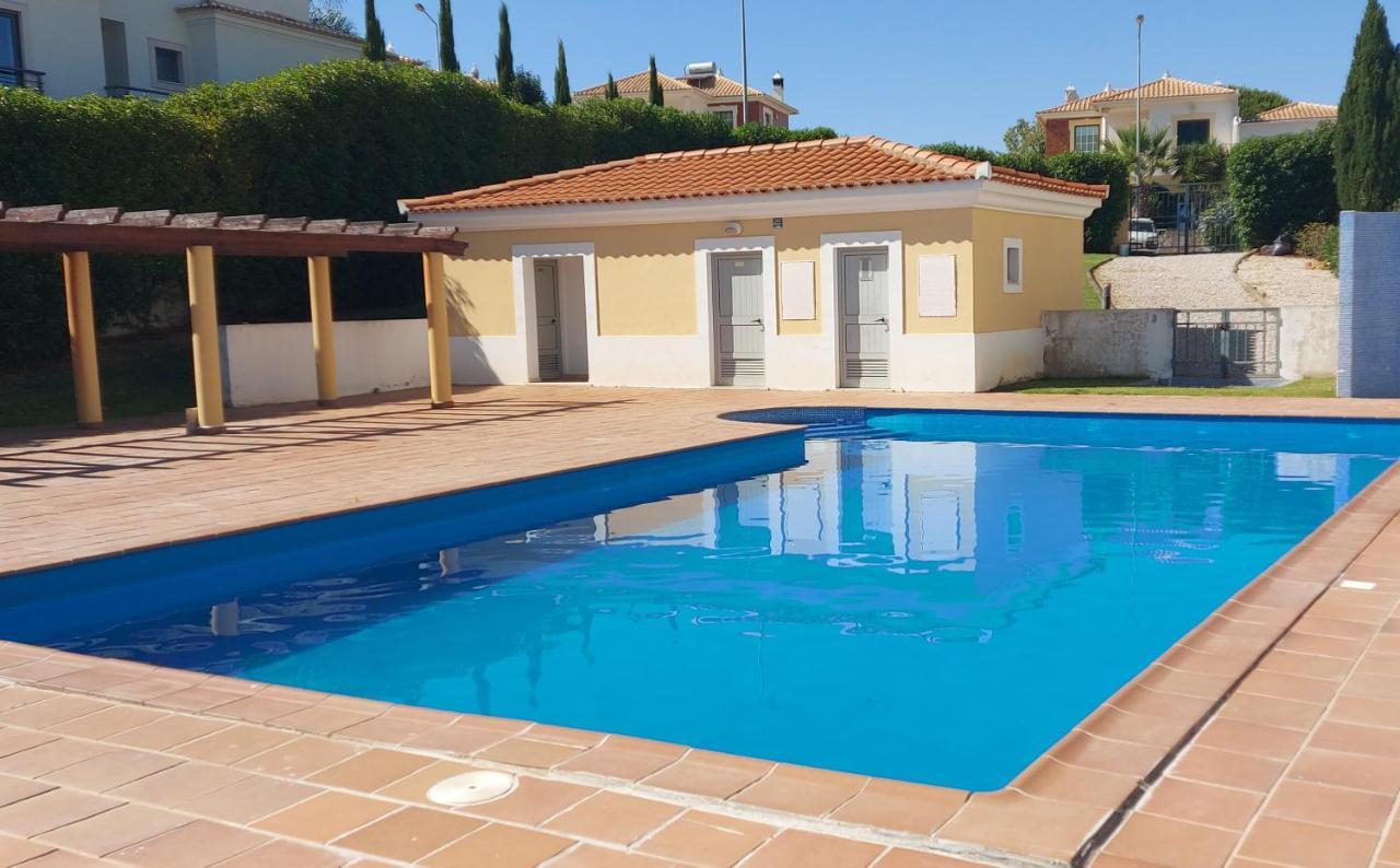 Apartamento Piscina 5 Minutos Praia Alcantarilha Kültér fotó
